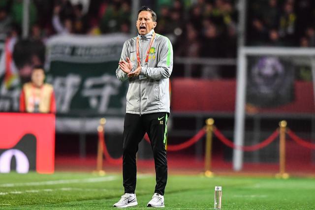 粤超开幕式时长约30分钟 近800名演职人员参演