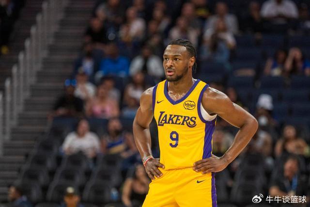 马尚30分亚当斯50+11+6 广东9连胜送福建6连败